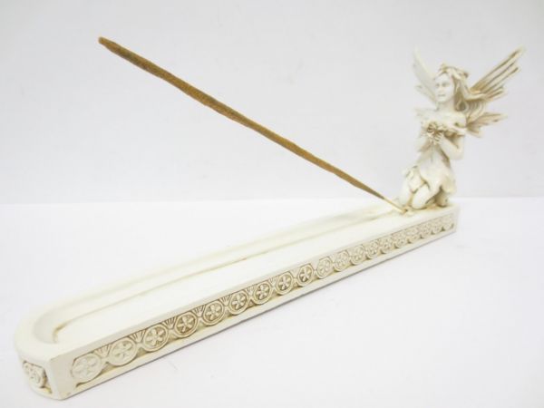 Räucherstäbchenhalter Fee mit Blumen