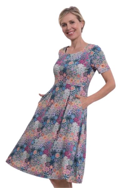 Chapati kurzärmliges Sommer-Kleid Diba Blumenmotiv